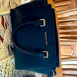 MK black bag . Good shape